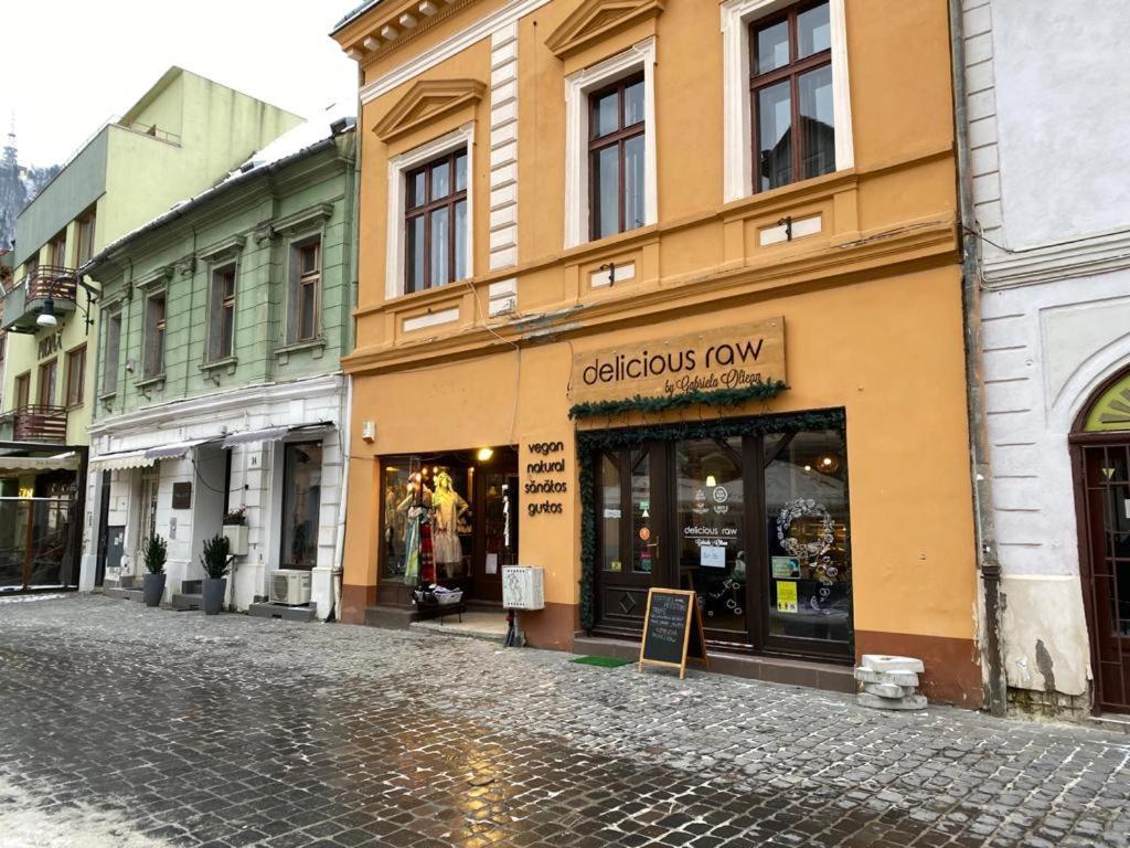 Aristocrat Vintage Apartment Brasov Bagian luar foto