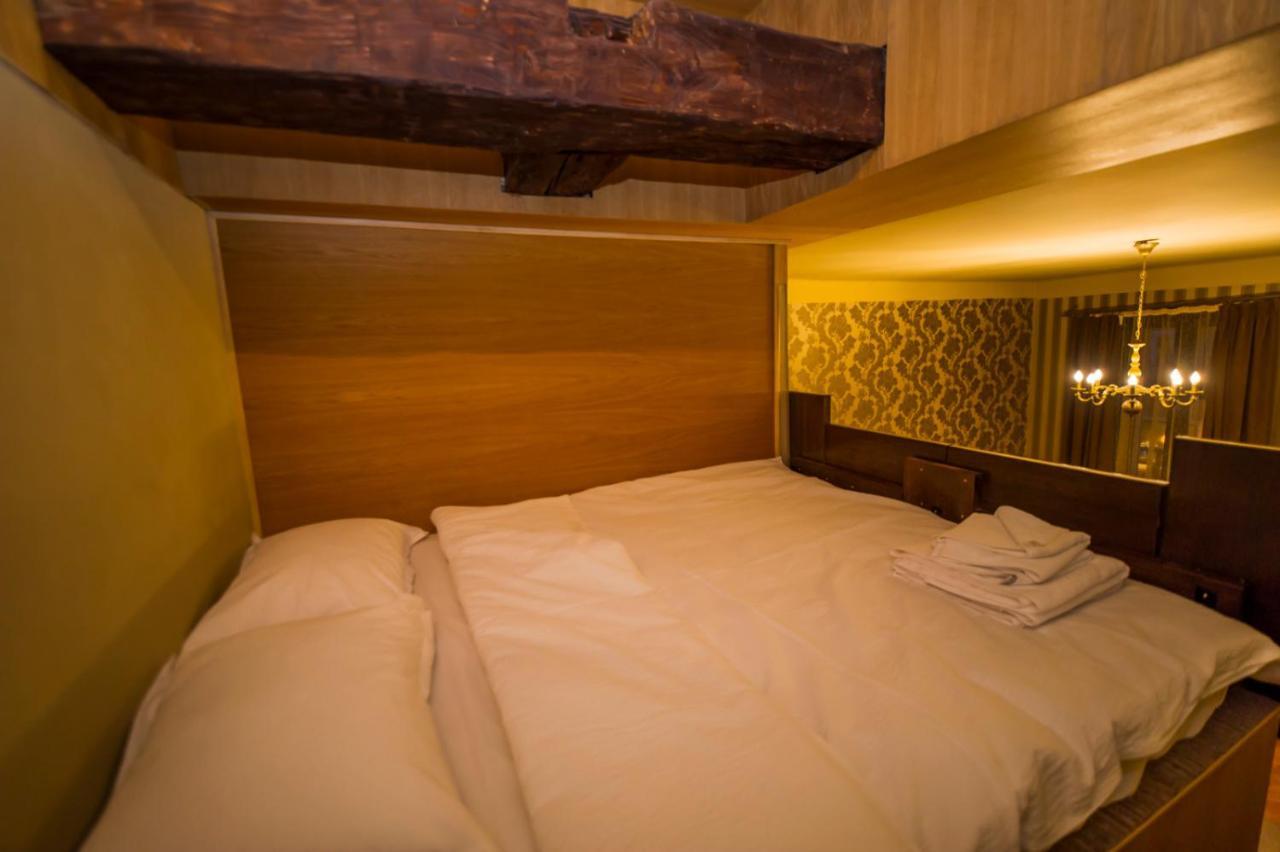 Aristocrat Vintage Apartment Brasov Bagian luar foto